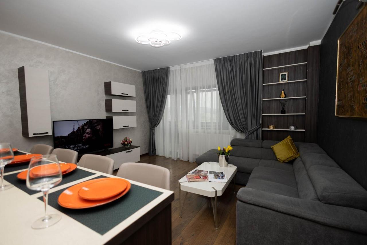 Appartement Central Apartament 4 à Iasi Extérieur photo